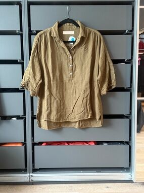 Cali Casual Lightweight Button-Front Blouse in Tan